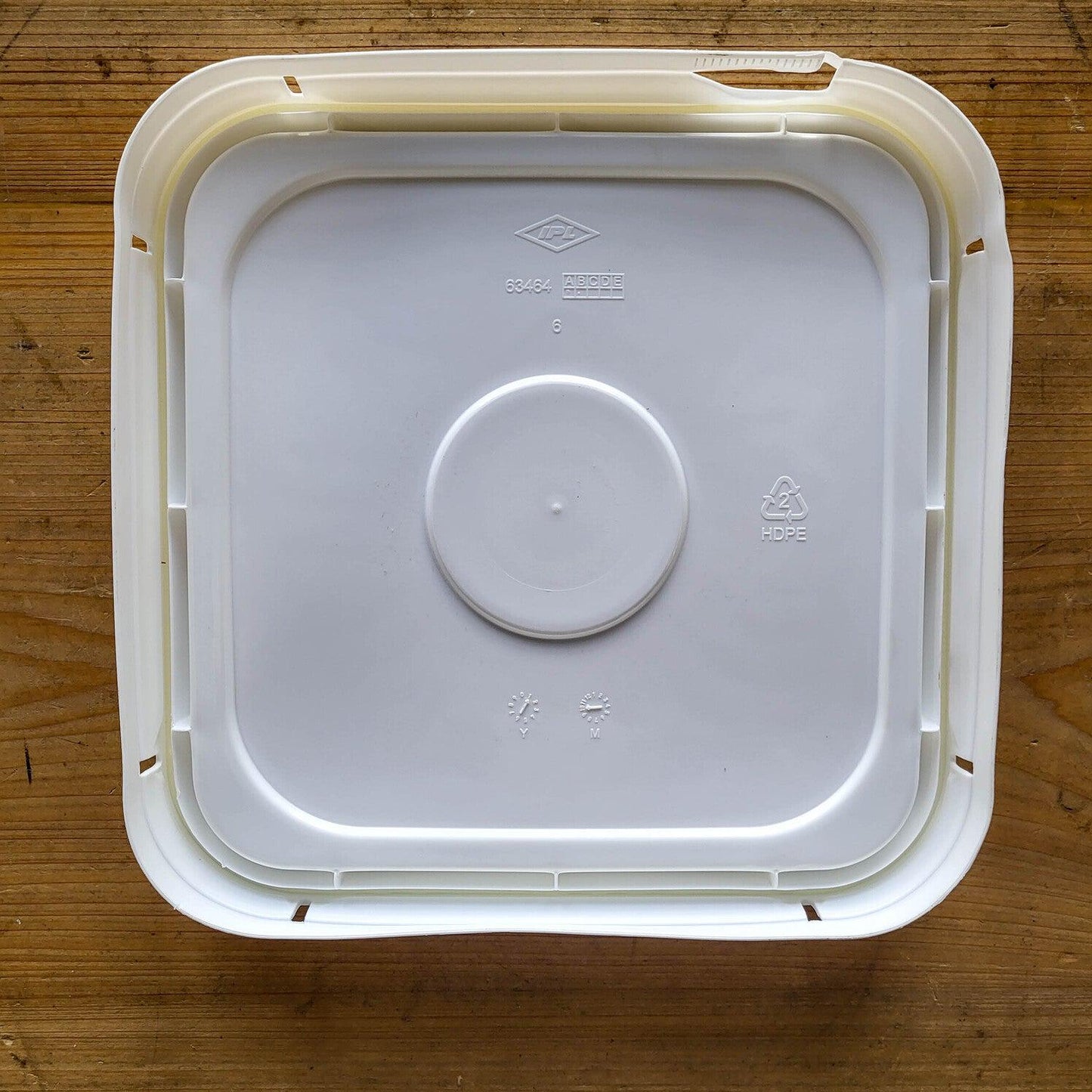 4 Gallon Square Bucket and Lid