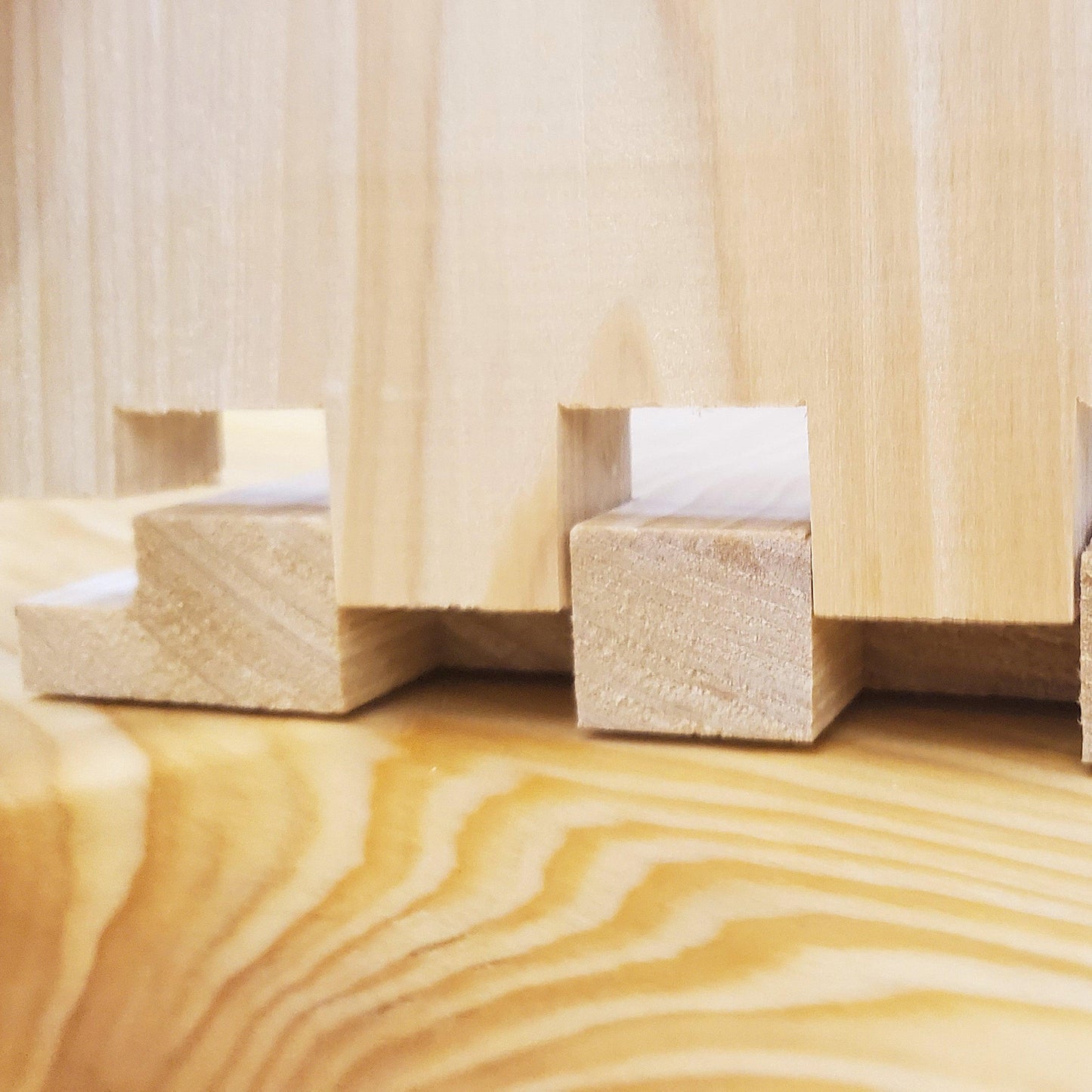 5-Frame Cypress Medium 6 5/8-inch Super Box