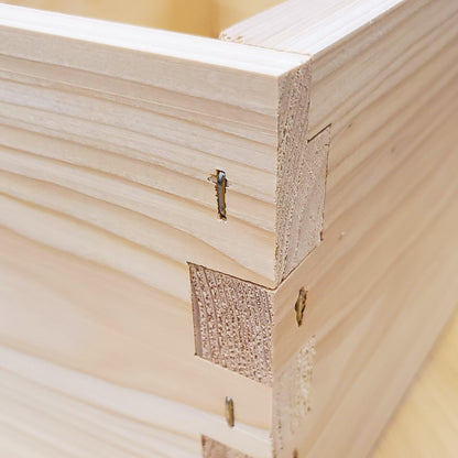 8-Frame Complete, Medium 6 5/8-inch Box with Frames and Foundation