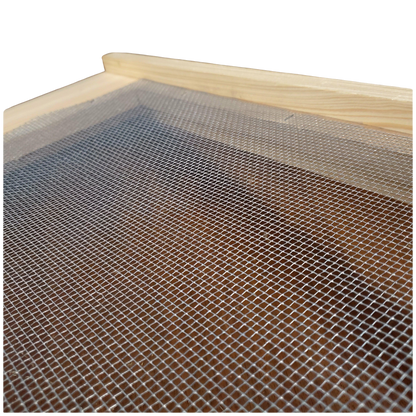 8 Frame Cypress Screened Bottom Board