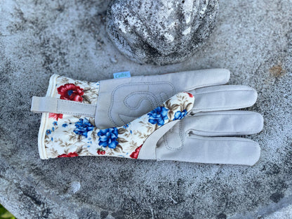 Women's Floral Gardening and Project Gloves "The Caroline" - Backwoods Auctions