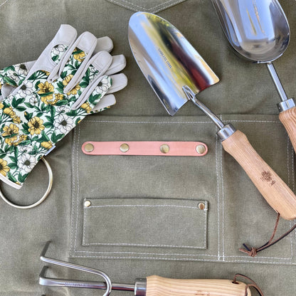 Gardening Apron - Waxed Canvas Apron with Pockets - Backwoods Auctions