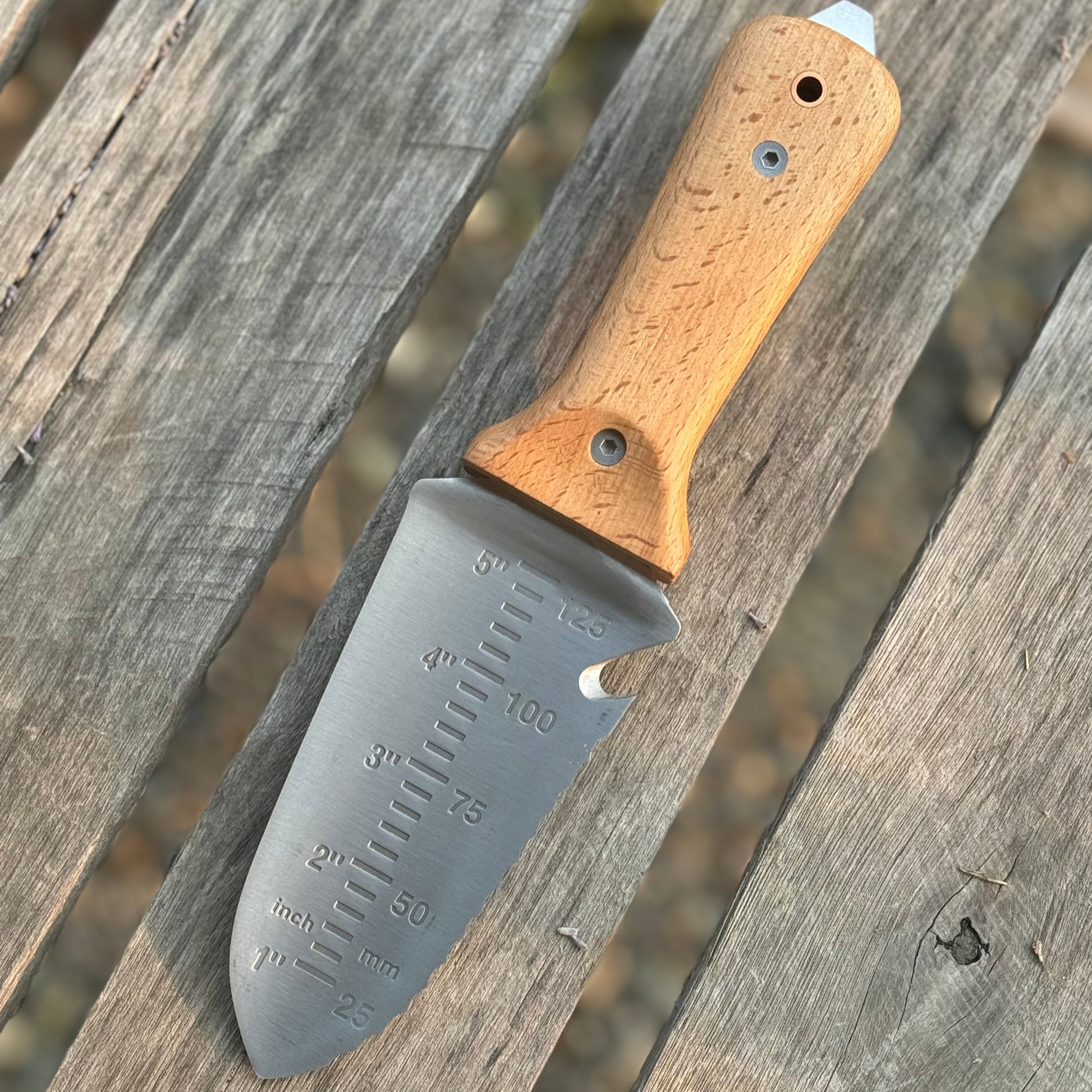 Our Tanto Hori Hori Garden Tool - Backwoods Auctions