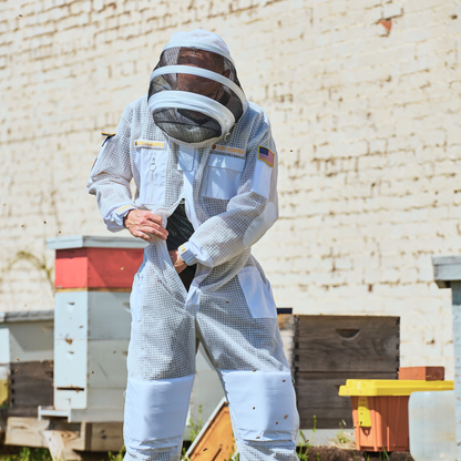 Sting Stopper Professional Ventilated Beekeeping Suit - Beekeeper White