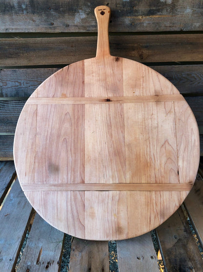Best Charcuterie Board - Vintage Style Round Maple French Breadboard - Backwoods Auctions