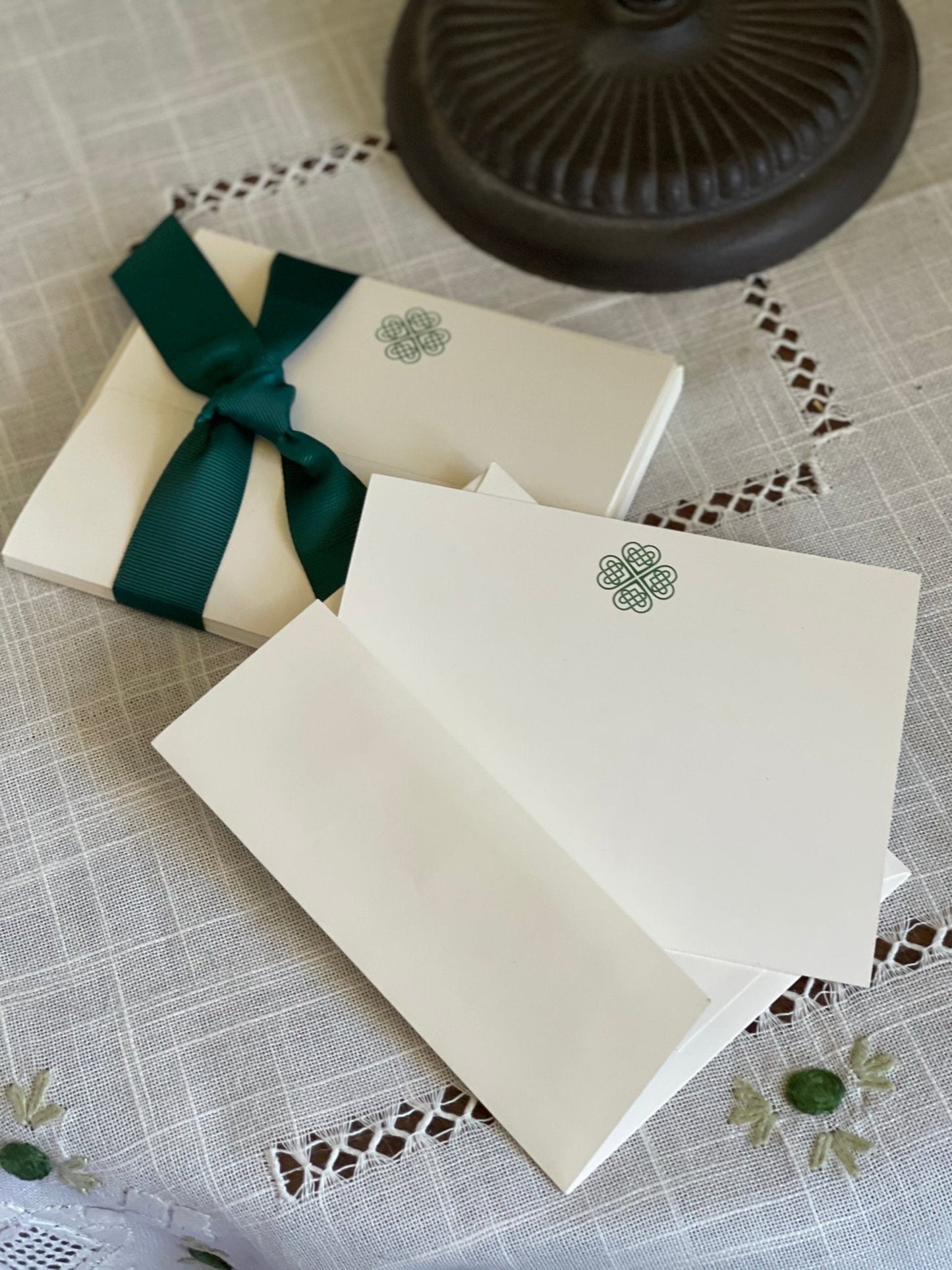 Boxed Celtic Knot Stationery - Irish Note Cards and Envelopes (10) - Backwoods Auctions