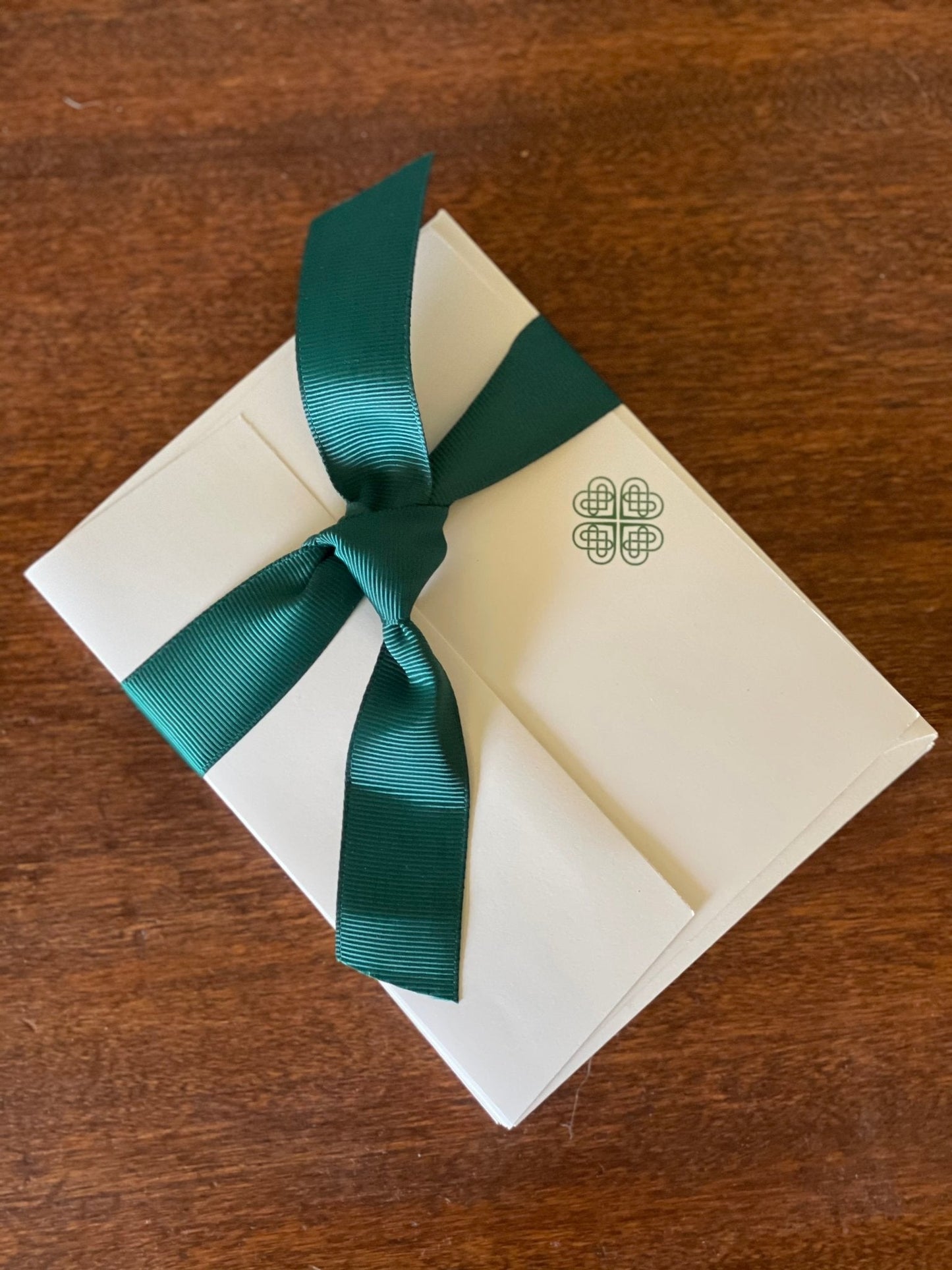Boxed Celtic Knot Stationery - Irish Note Cards and Envelopes (10) - Backwoods Auctions