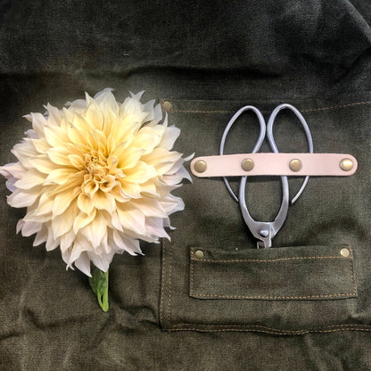 Gardening Apron - Waxed Canvas Apron with Pockets - Backwoods Auctions