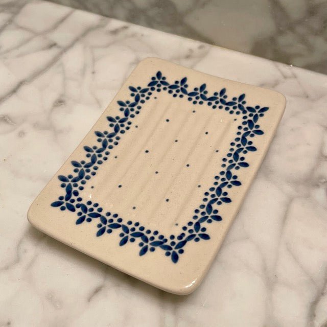 Hand-painted Polish Floral Ceramic Soap Dish - Vine - Backwoods Auctions