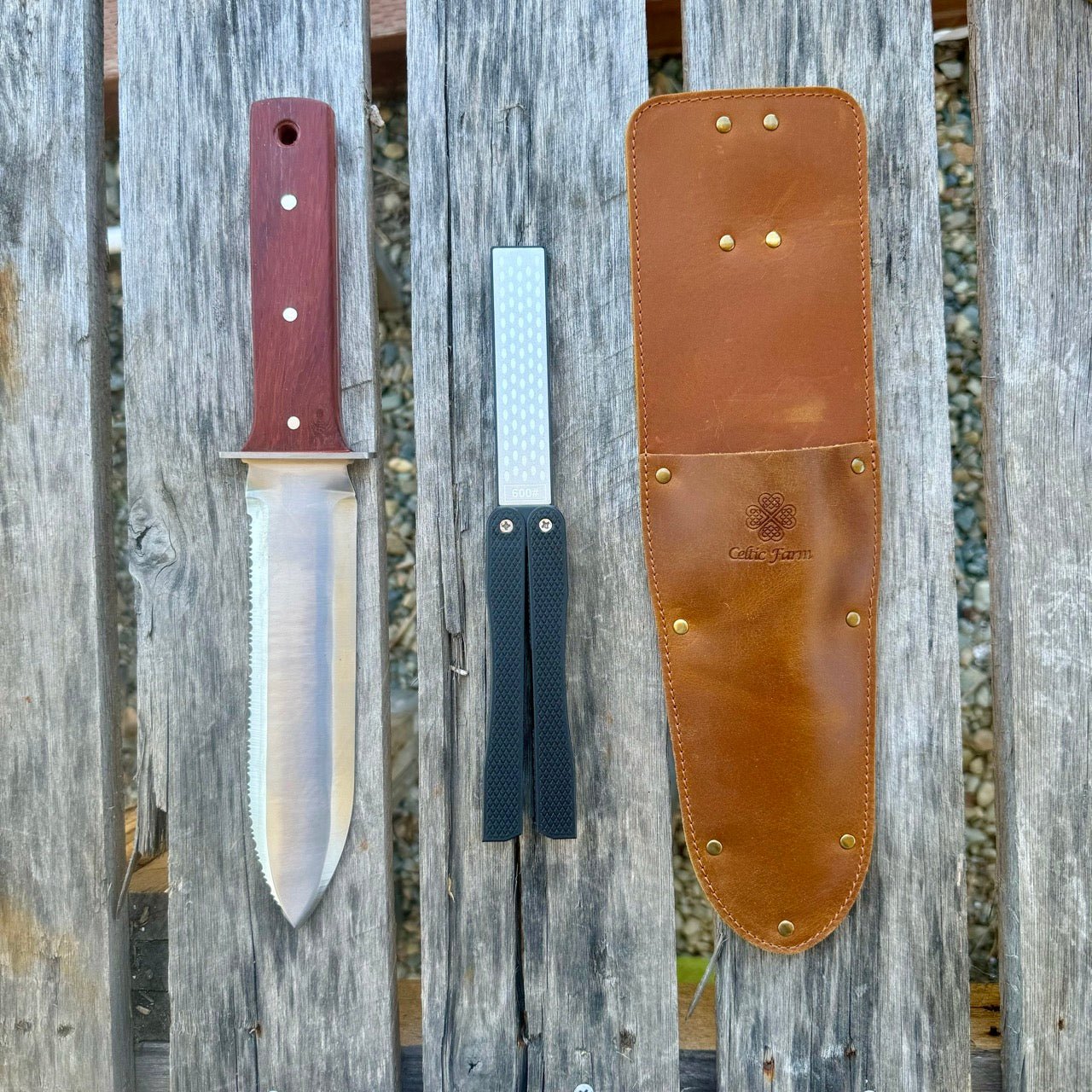 Hori Hori Garden Gift Box | Hori, Custom Leather Sheath & Dual Surface Diamond Sharpener - Backwoods Auctions