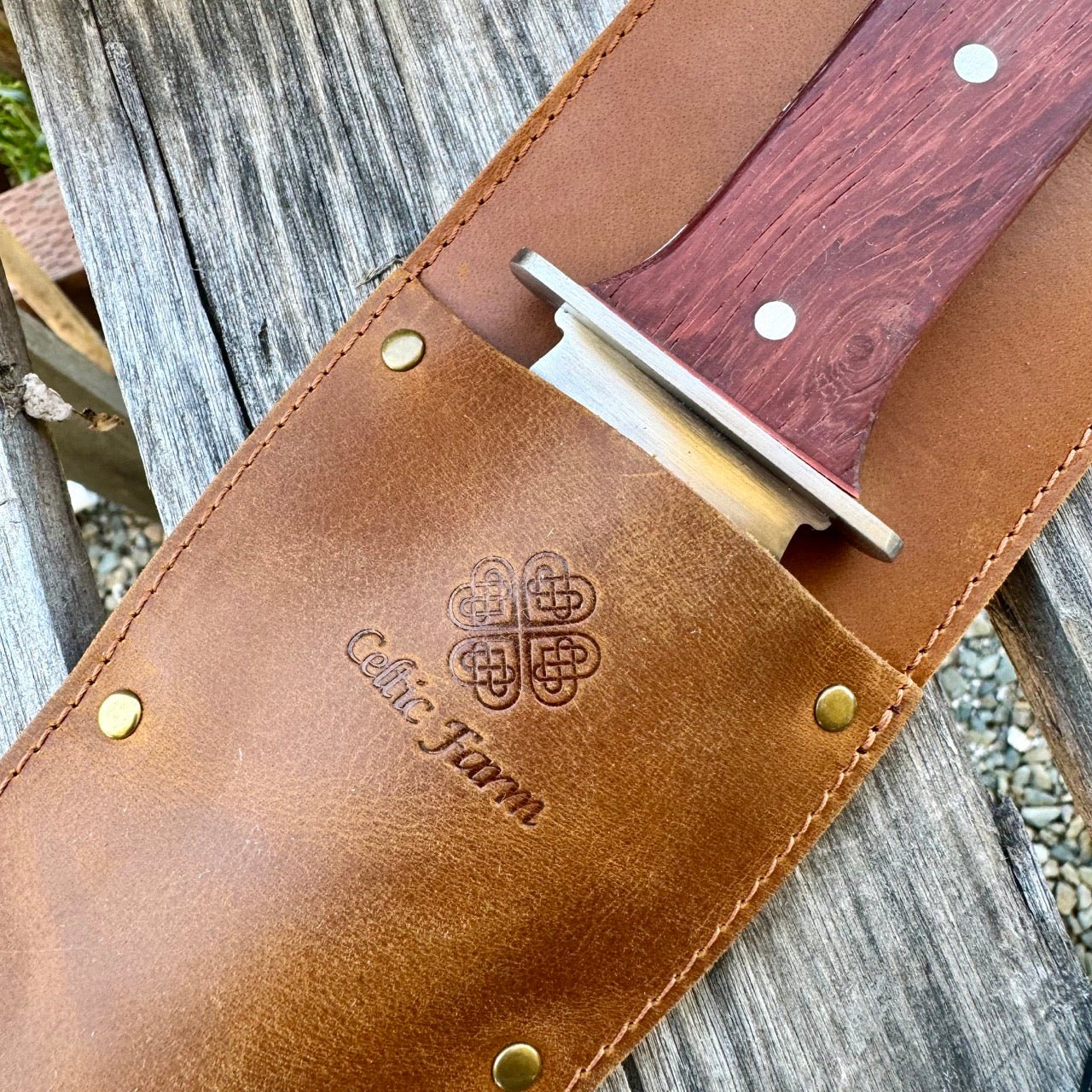 Hori Hori Garden Gift Box | Hori, Custom Leather Sheath & Dual Surface Diamond Sharpener - Backwoods Auctions