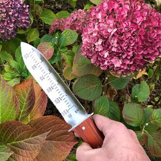 Hori Hori Garden Tool — Japanese SoilTool for Digging & Planting - Backwoods Auctions