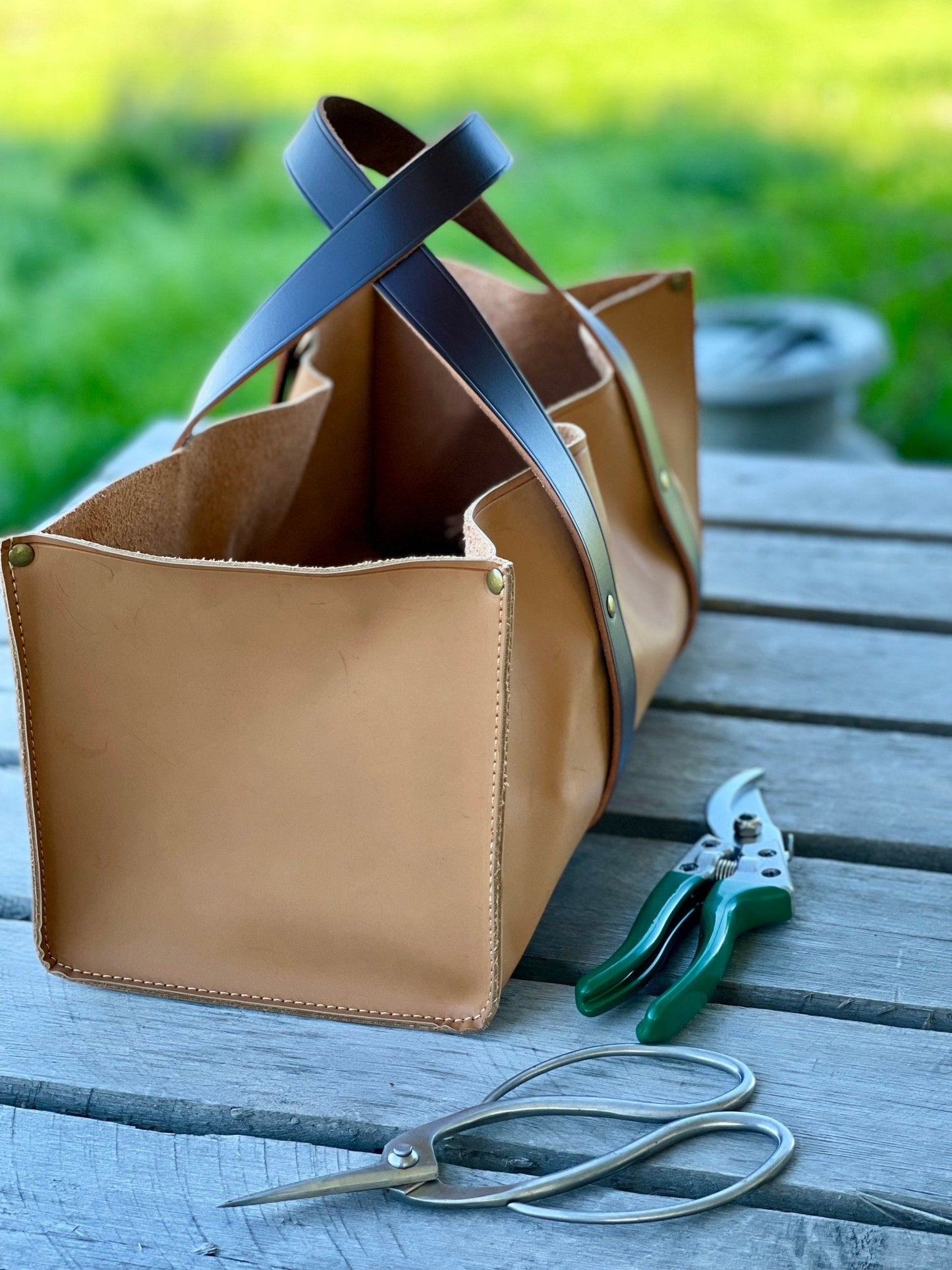 Leather Gardener's Tool Bag - Backwoods Auctions
