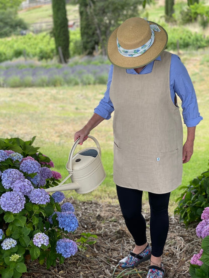 Linen Apron - French Style Crossback - Backwoods Auctions