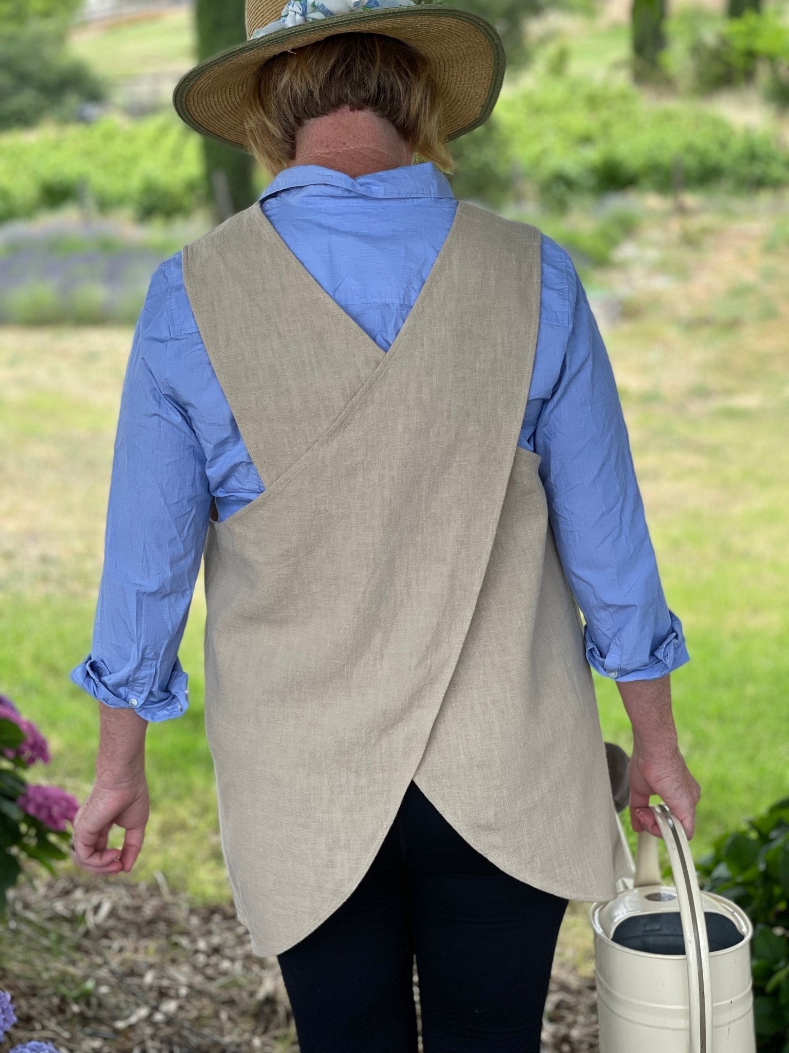 Linen Apron - French Style Crossback - Backwoods Auctions