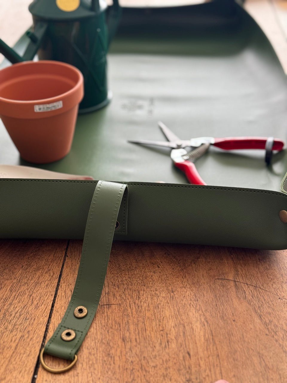 Potting Mat - Waterproof For Tidy Gardening - Backwoods Auctions