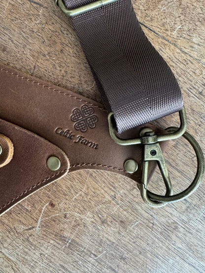 Rose Gardener Gift Box | Rose Gloves, Belt & Pruners - Backwoods Auctions