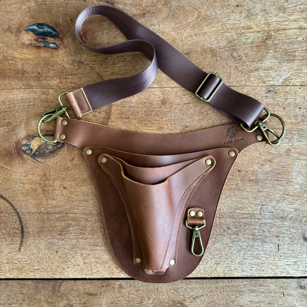 Rose Gardener Gift Box | Rose Gloves, Belt & Pruners - Backwoods Auctions