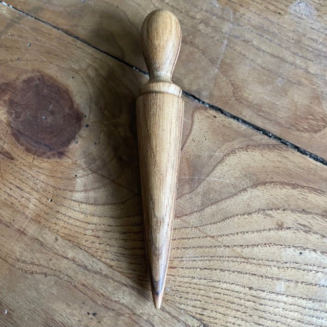 Small Dibbler & Round Pot Tamper Set - Backwoods Auctions