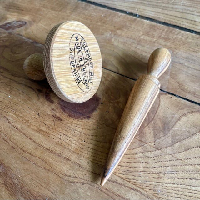 Small Dibbler & Round Pot Tamper Set - Backwoods Auctions