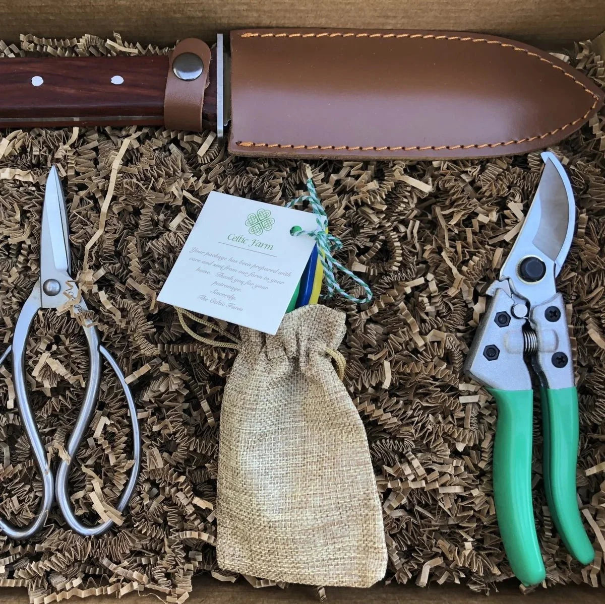 Ultimate Garden Gift Box - 4 Garden Tool Set (Hori Hori, Pruners, Garden Snips and Garden Tool Sharpeners) Tool Kit - Backwoods Auctions