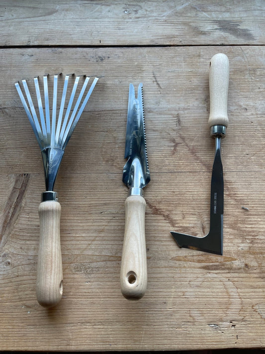 Unique Garden Tool Set & Gift - Backwoods Auctions