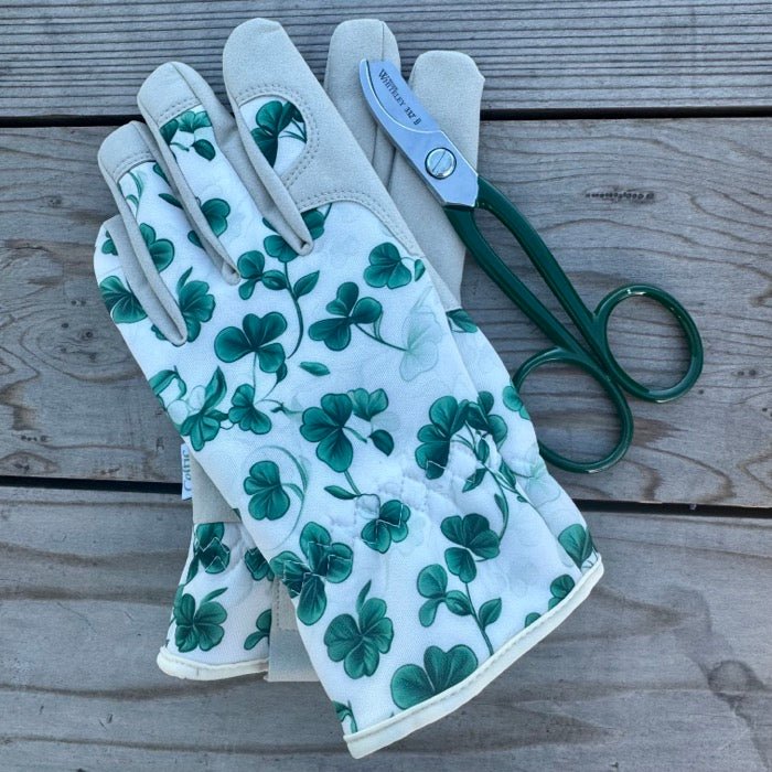 Women's Floral Gardening and Project Gloves "The Seamair" - Backwoods Auctions